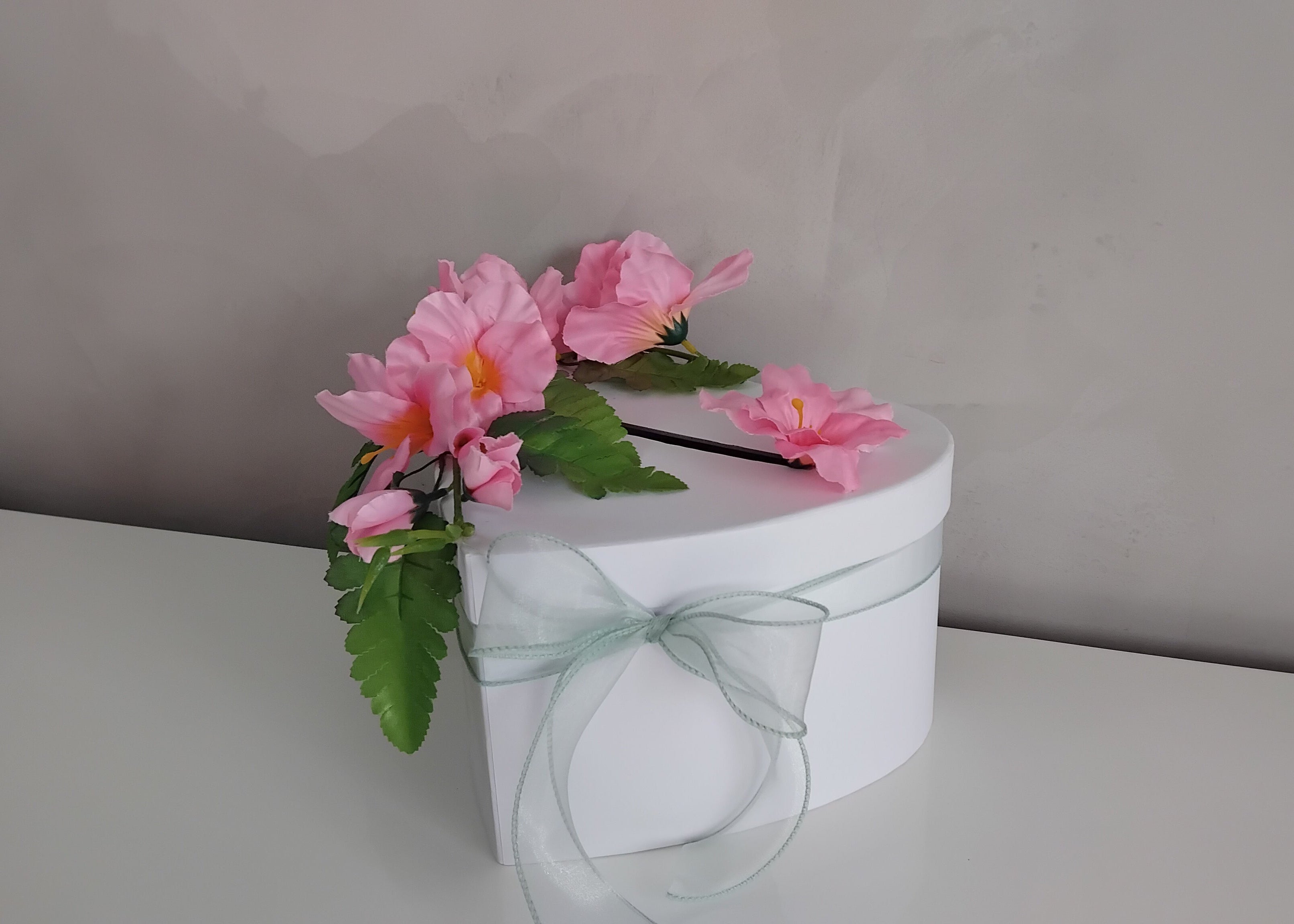 Urne mariage cœur fleurie